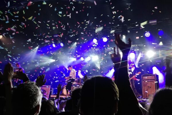 concert-4658068_1920
